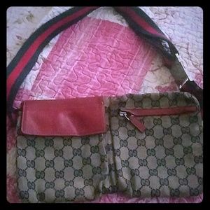 100% Authentic Gucci Fanny Pack